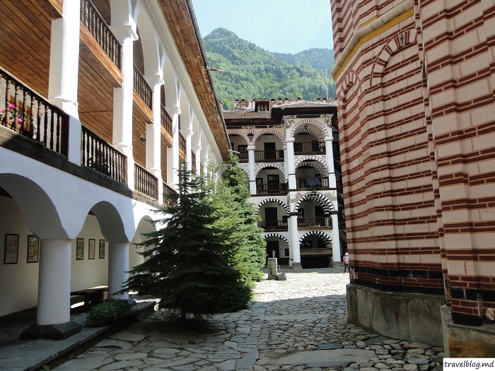 manastirea-rila-travelblog (14)