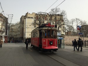 A treia zi în Istanbul/Cartierul Beyoğlu