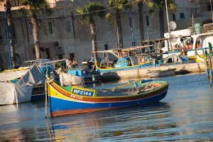 Marsaxlokk-satul pescăresc plin de culori al Maltei