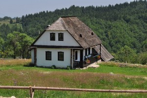 Una dintre cele mai frumoase case de vacanţă din România- Casa Bunicii